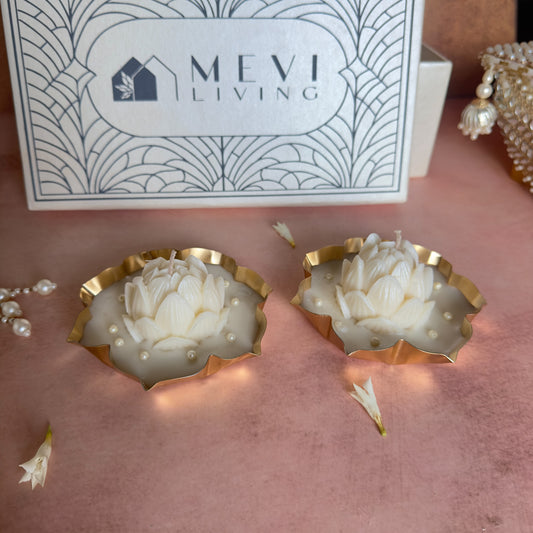 Divine Lotus Urli Scented Candle Set