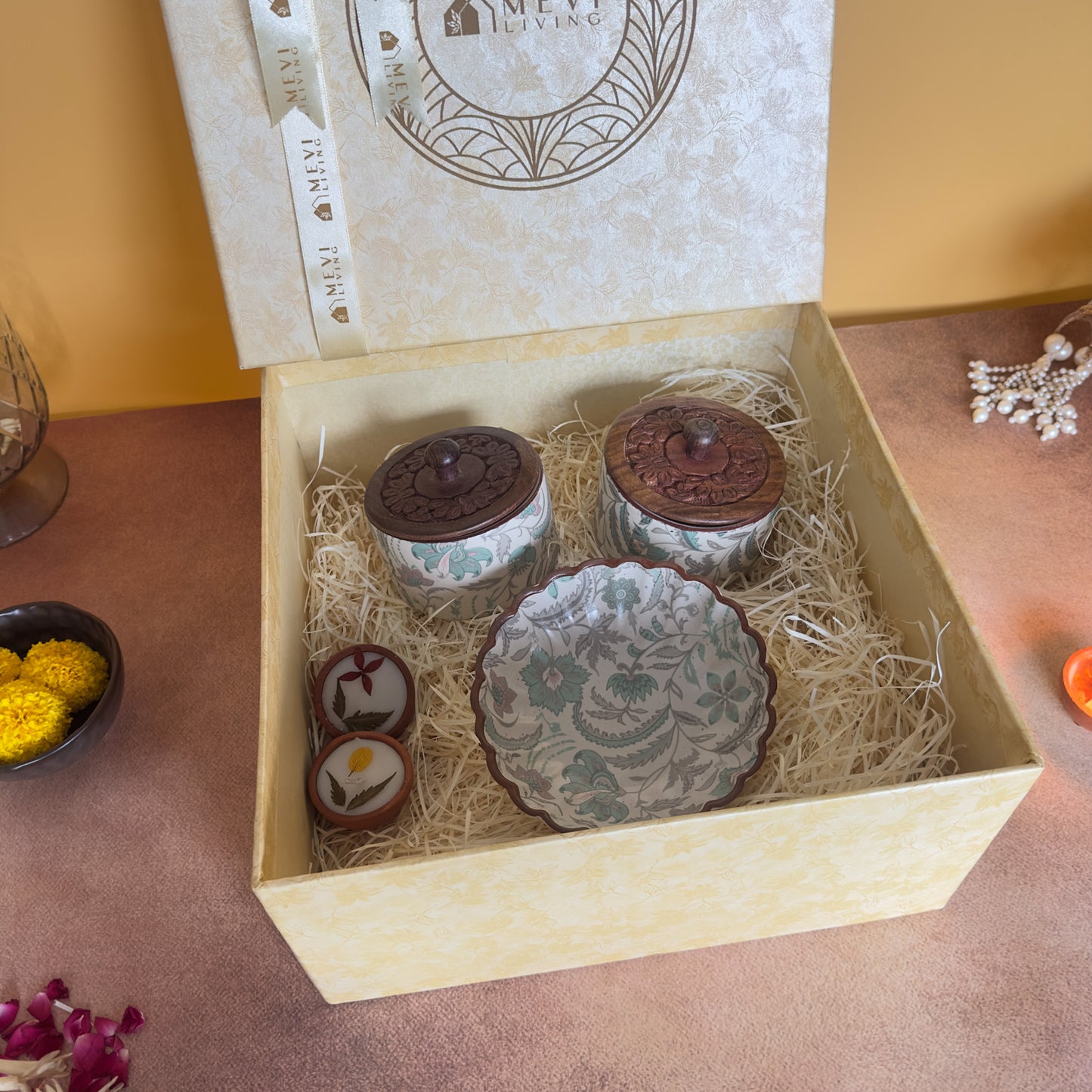 Windsor Bloom Swell Bowl & Jars Gift Set