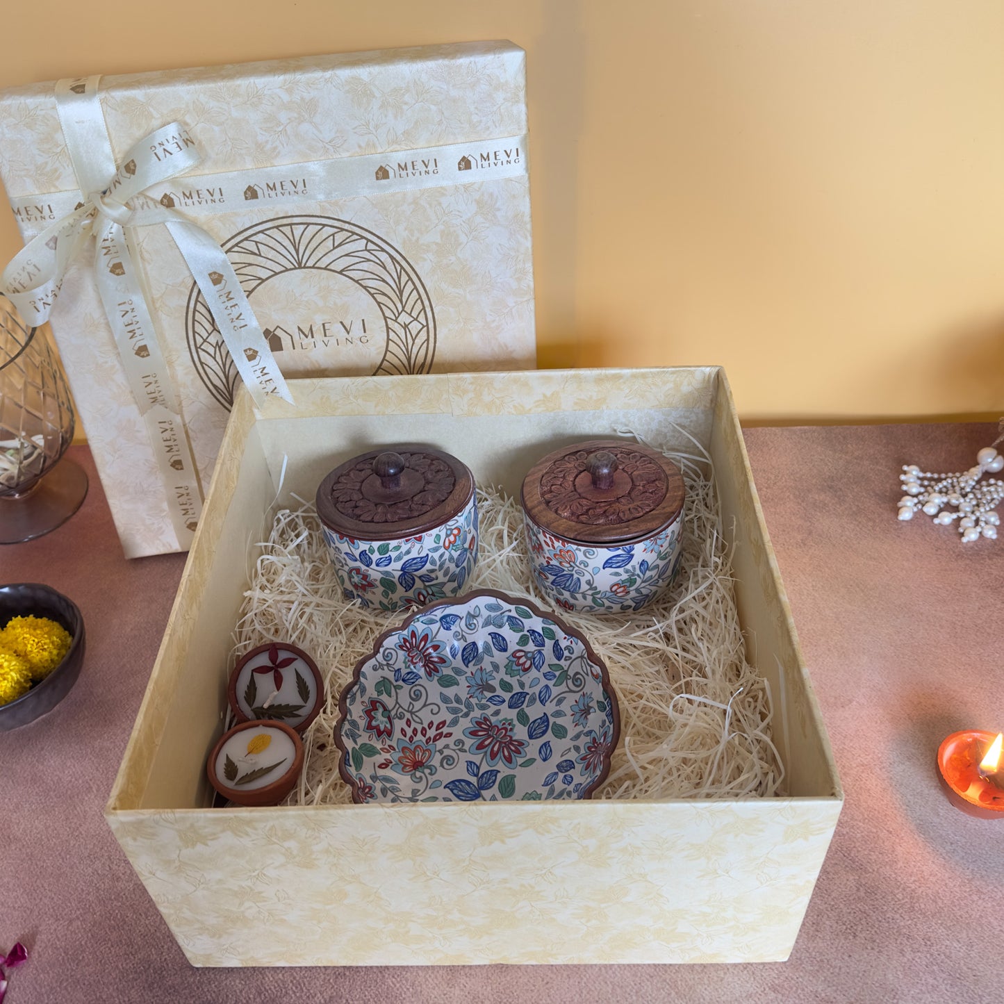 Heritage Floral Swell Bowl & Jars Gift Set