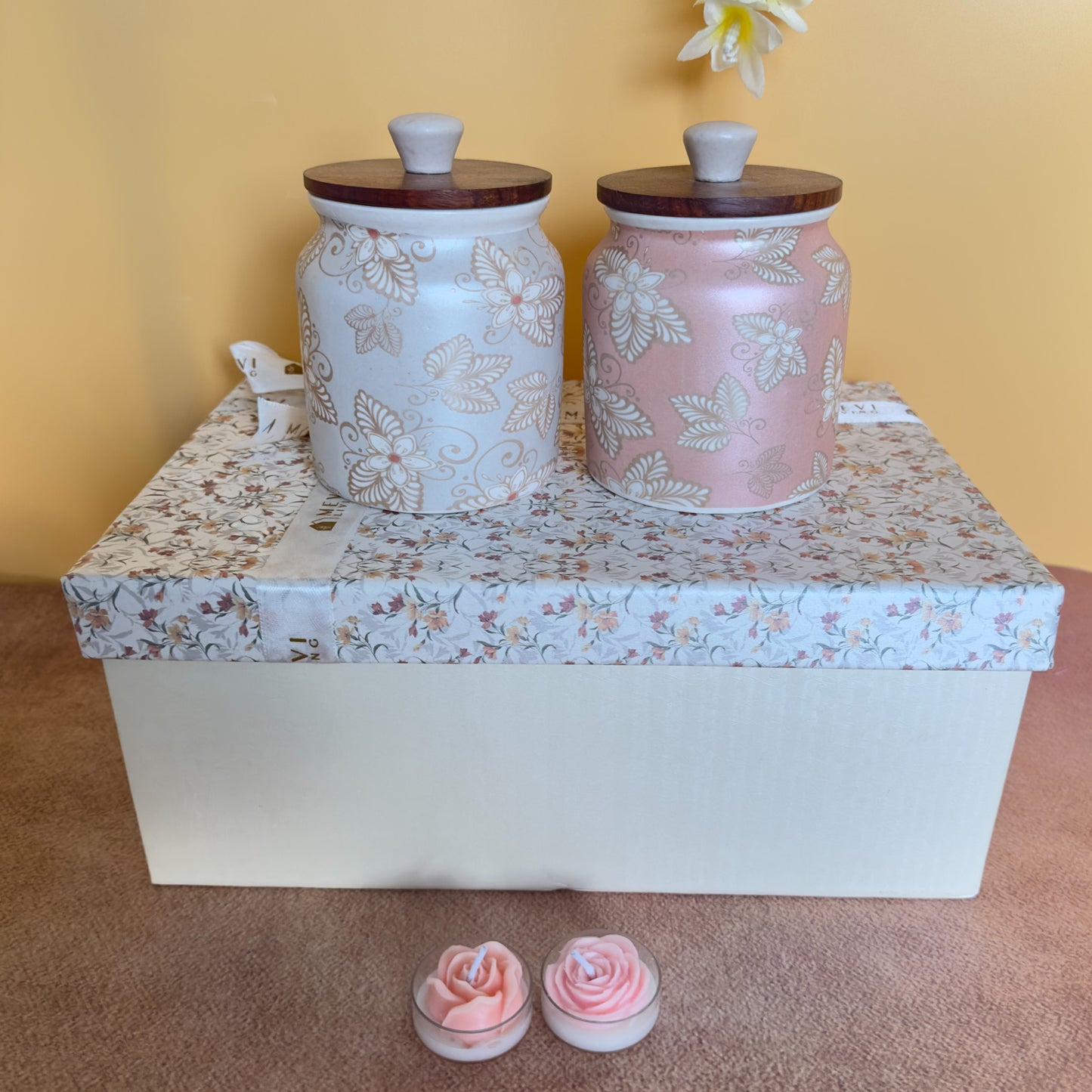 Roselle Bloom Gift Set