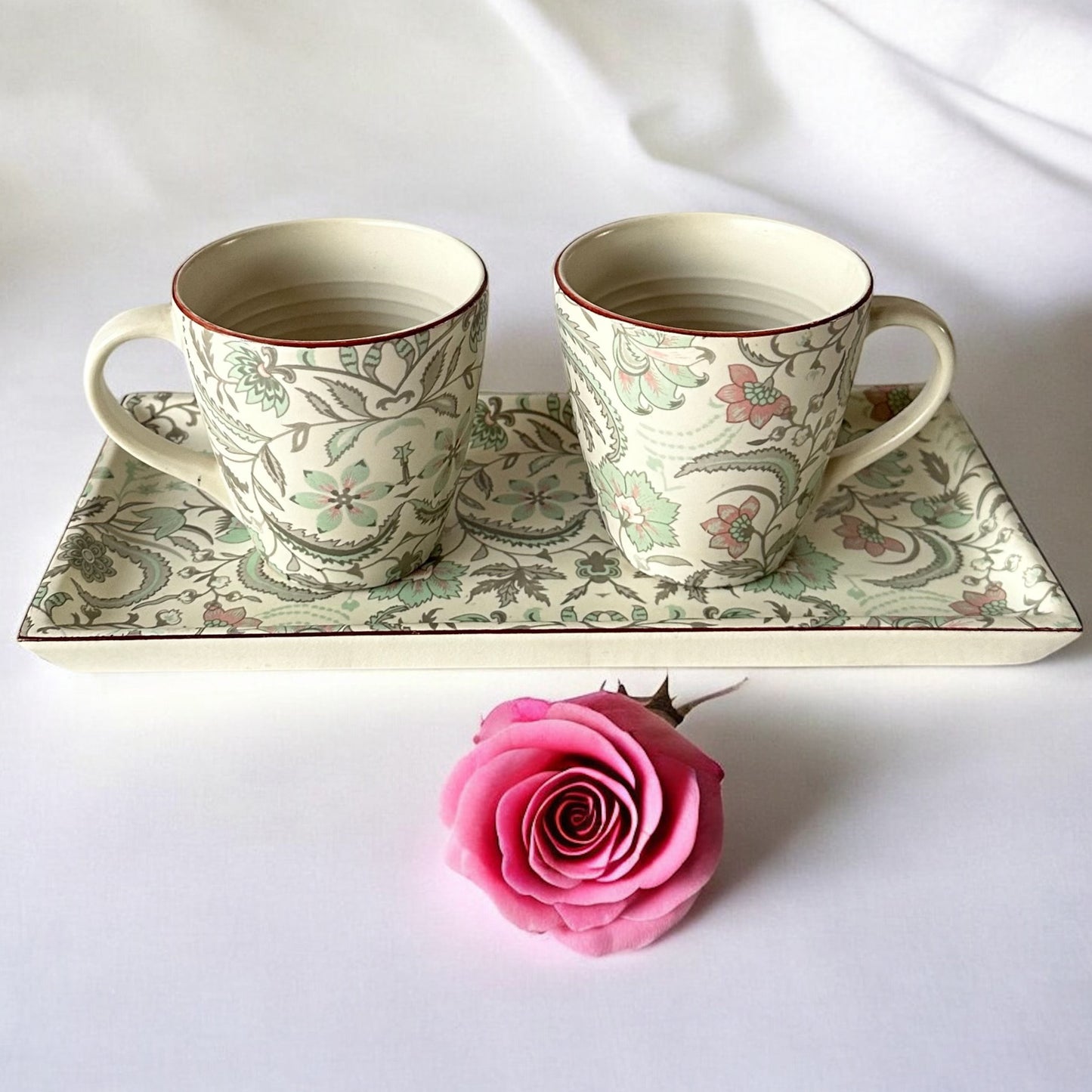 Windsor Bloom Morning Bliss Mugs & Horizon Platter