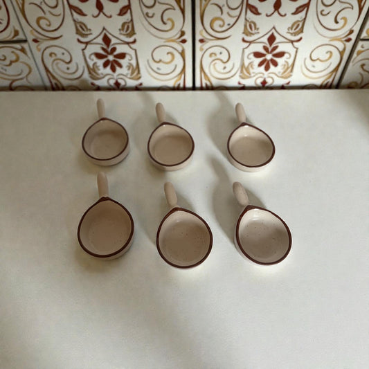 Soiree Scoop Servers