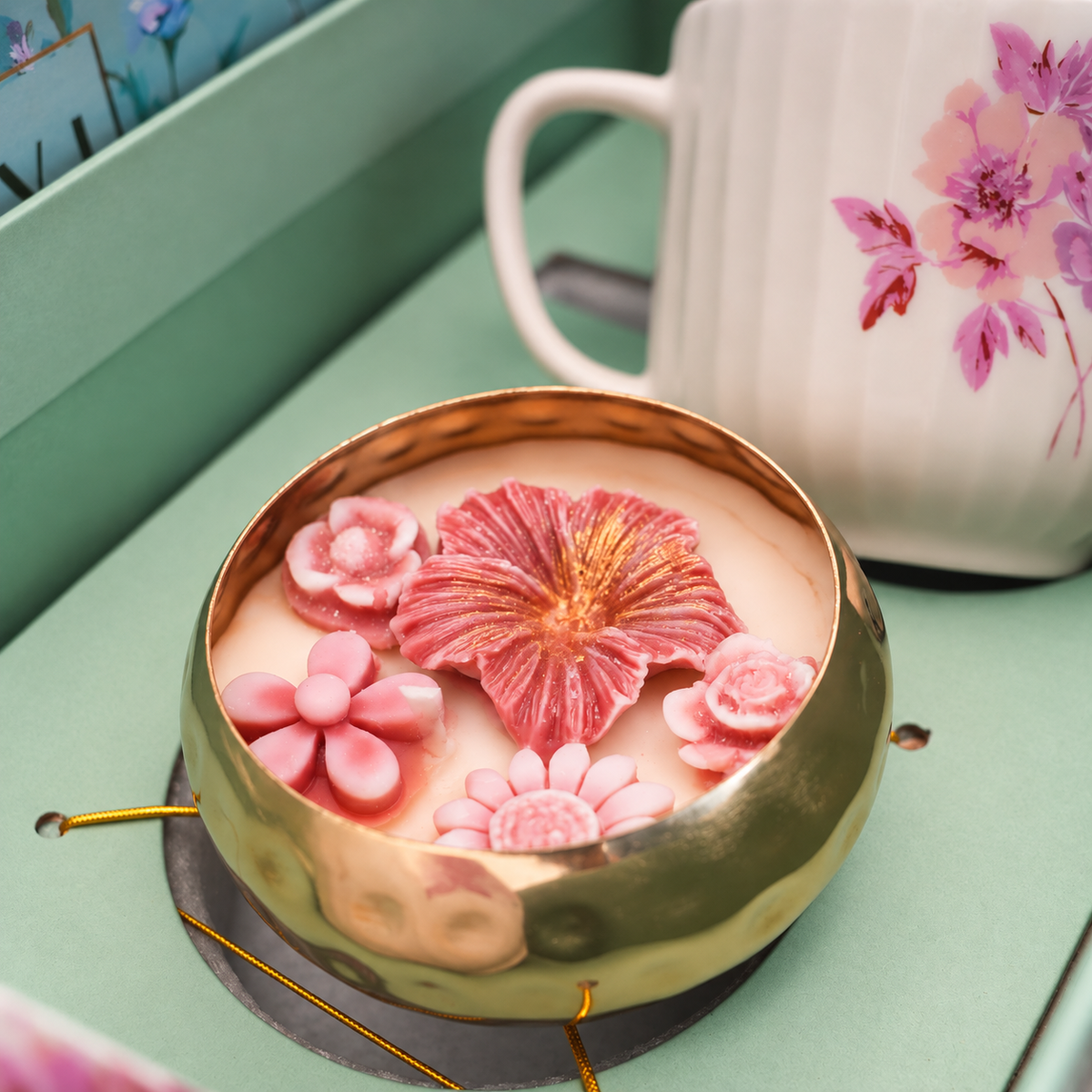 A Garden Affair Cups & Urli Gift Set – Blossom