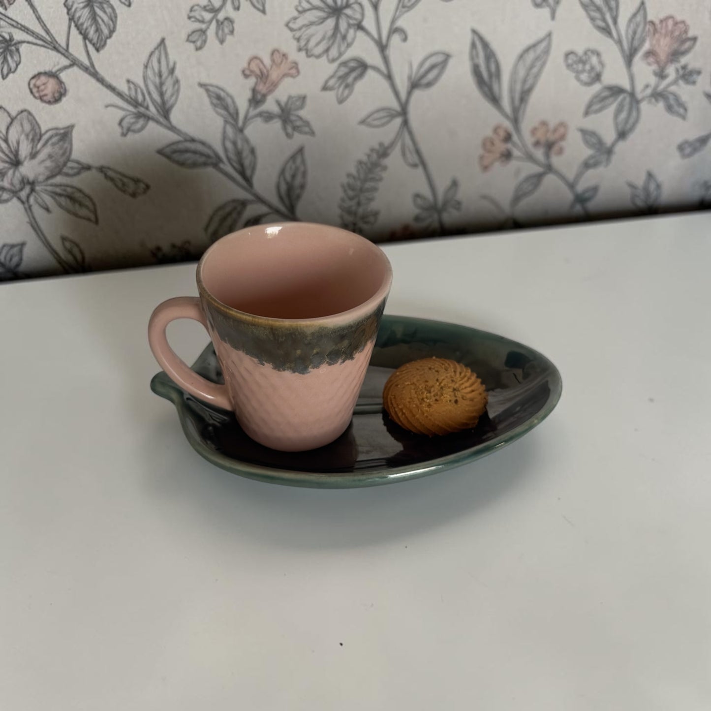 Blushlet Tea & Treat Set