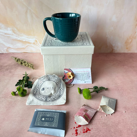 Mocha Mistletoe Mug Gift Set