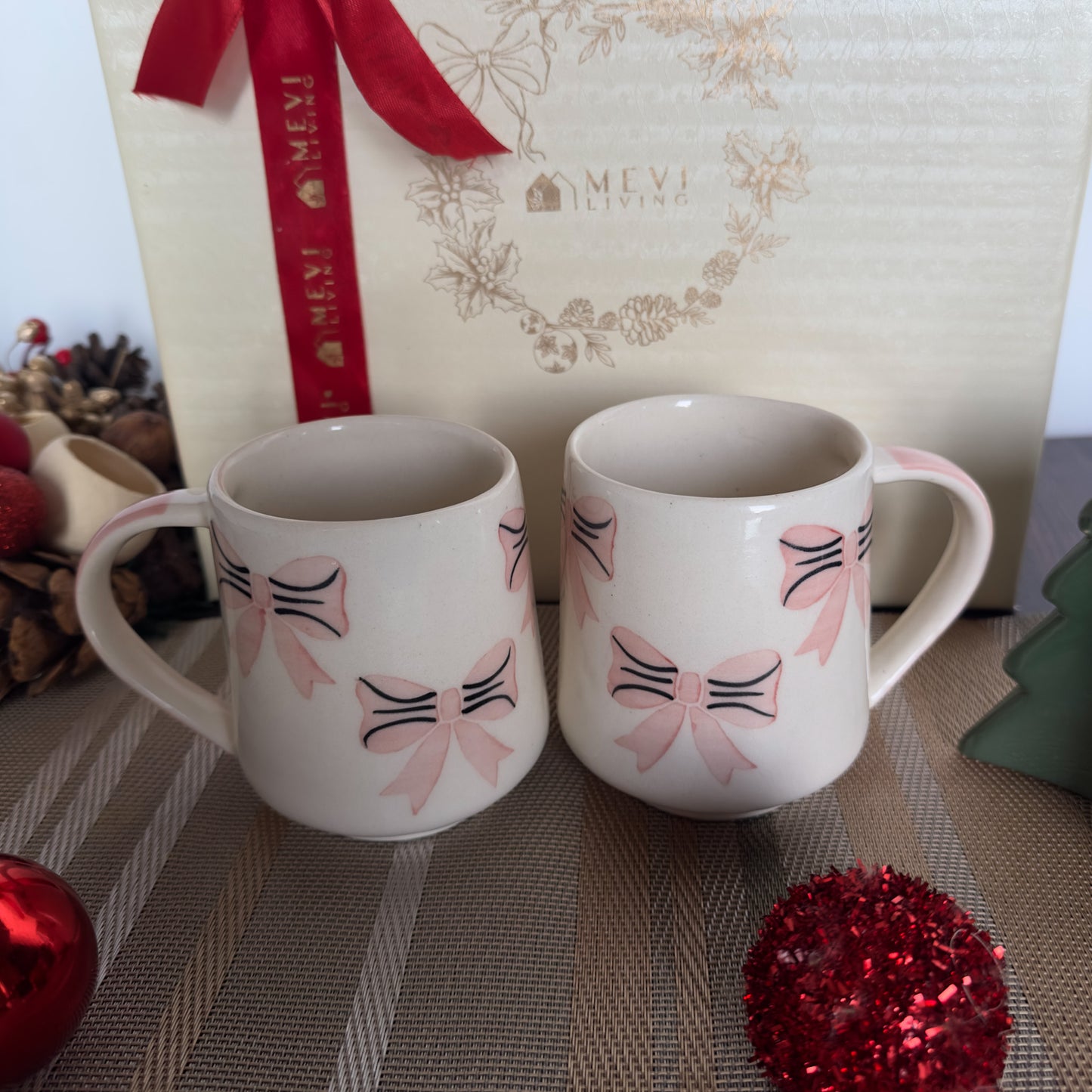 Blushbow Holiday Gift Set