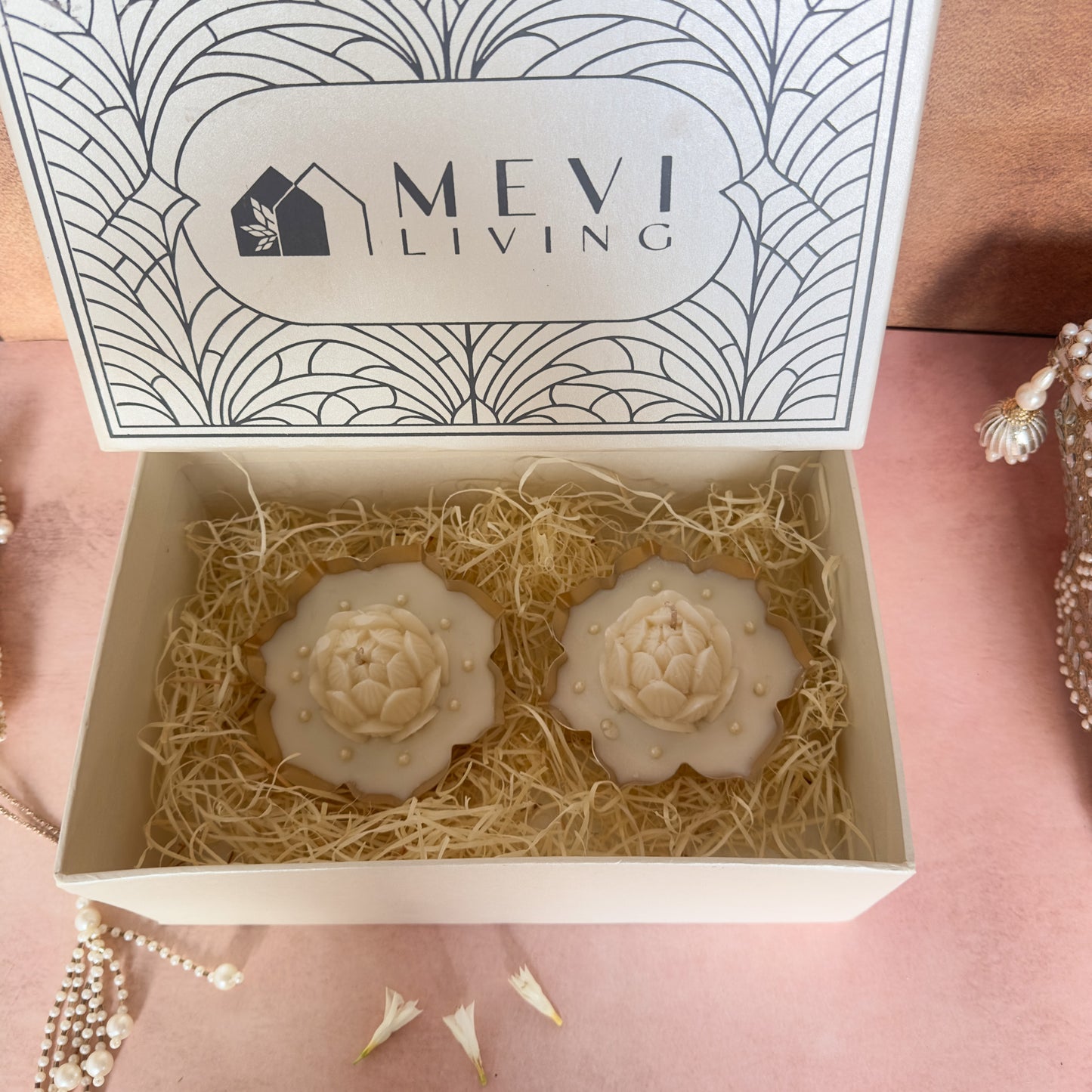 Divine Lotus Urli Scented Candle Set