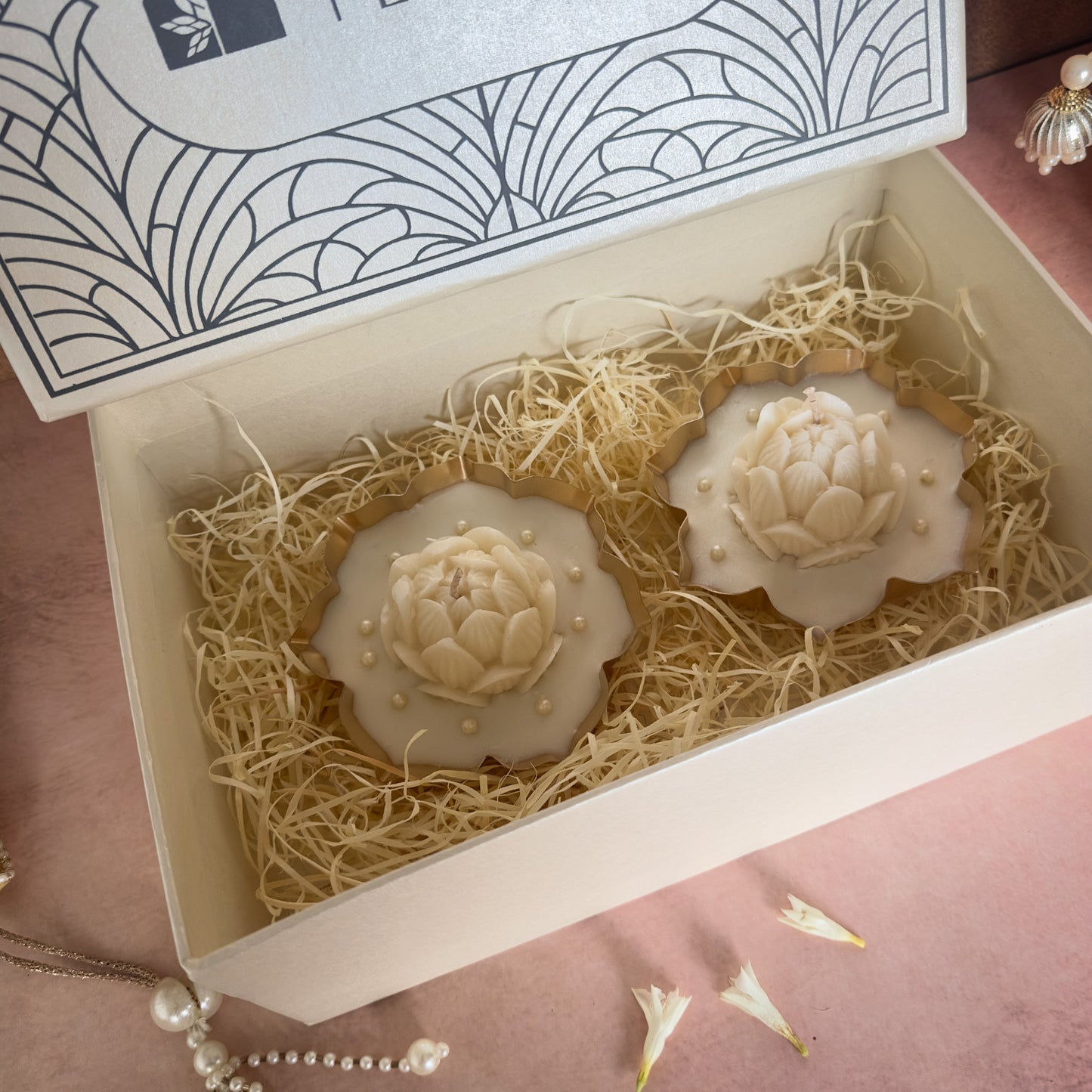 Divine Lotus Urli Scented Candle Set