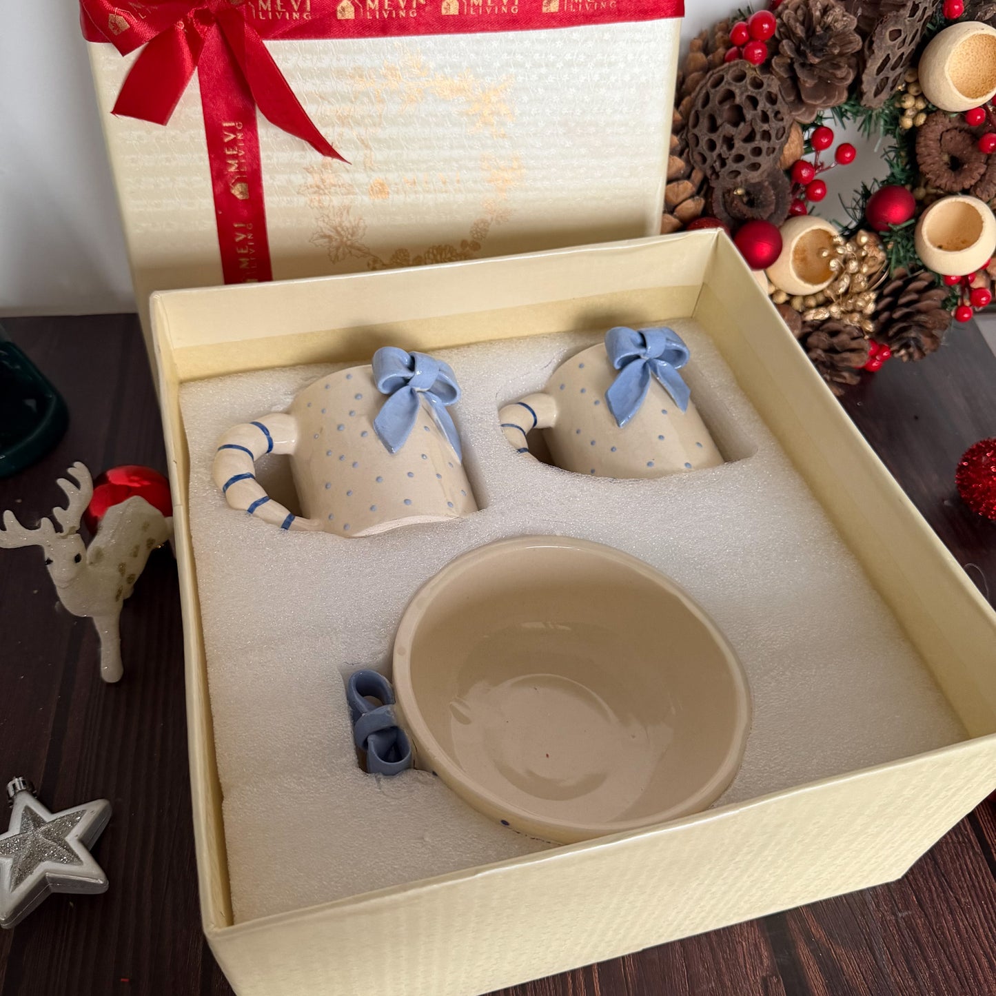 Merry Bow Holiday Gift Set