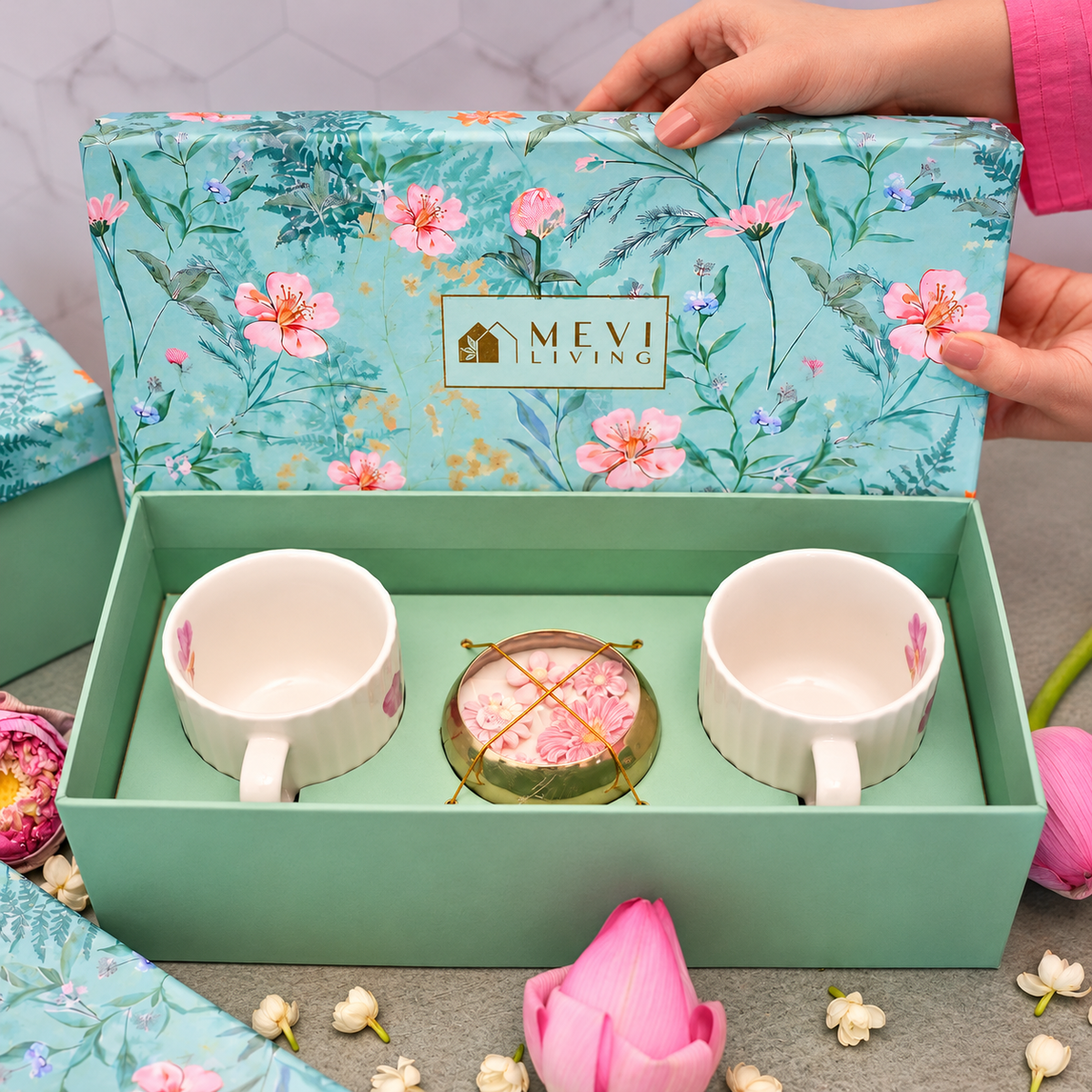 A Garden Affair Cups & Urli Gift Set – Tulip